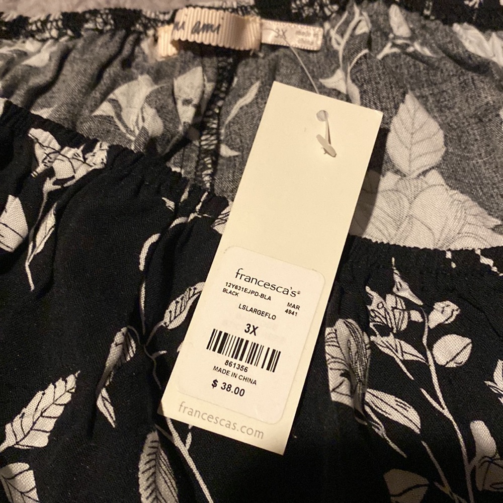 Plus Size blouse, Francesca’s Collections, by ami ami. - Picture 4 of 4